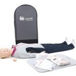 Mannequin corps Laerdal Resusci Anne First Aid avec valise à roulette